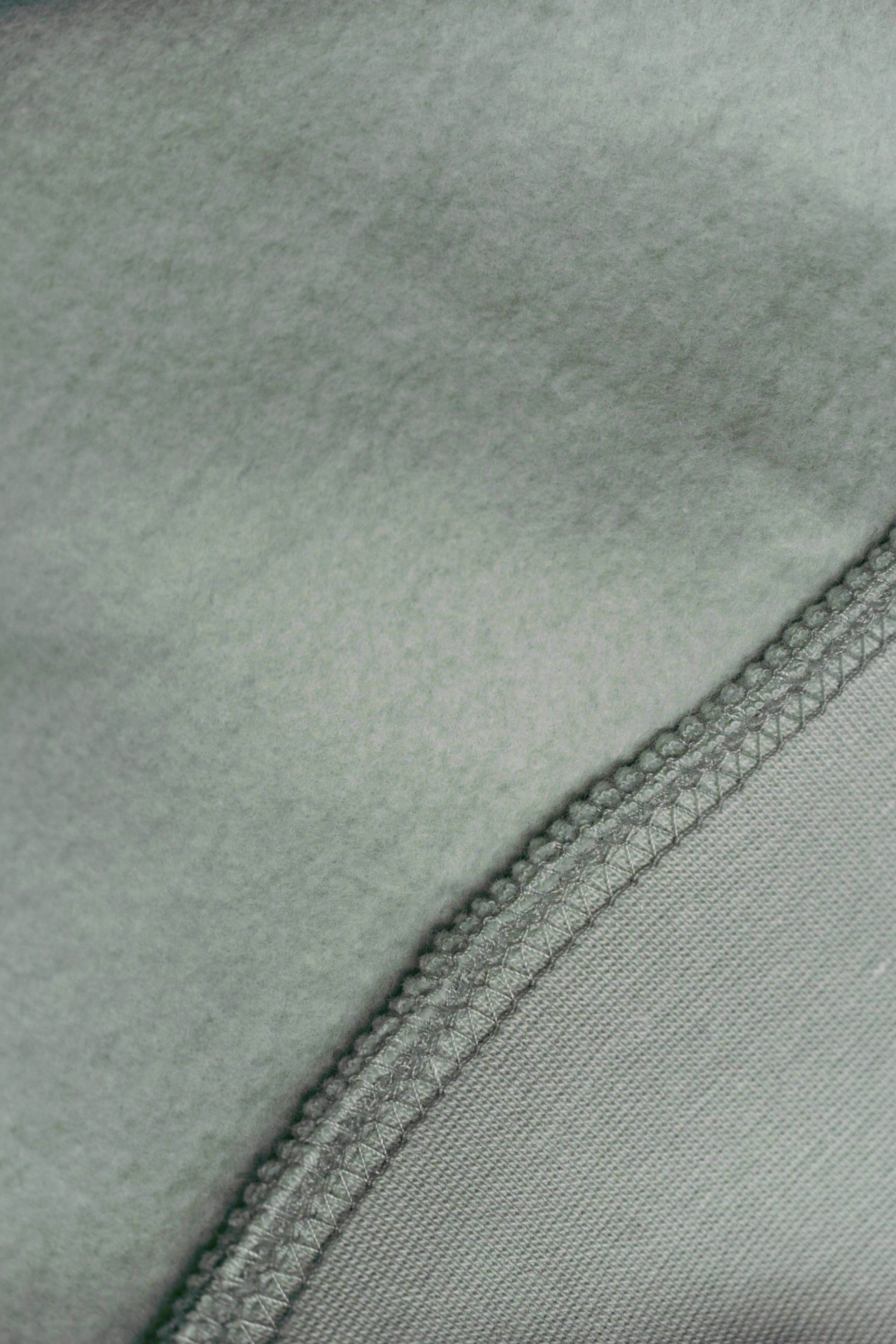 Sweatshirt Evolution in modernem Salbei