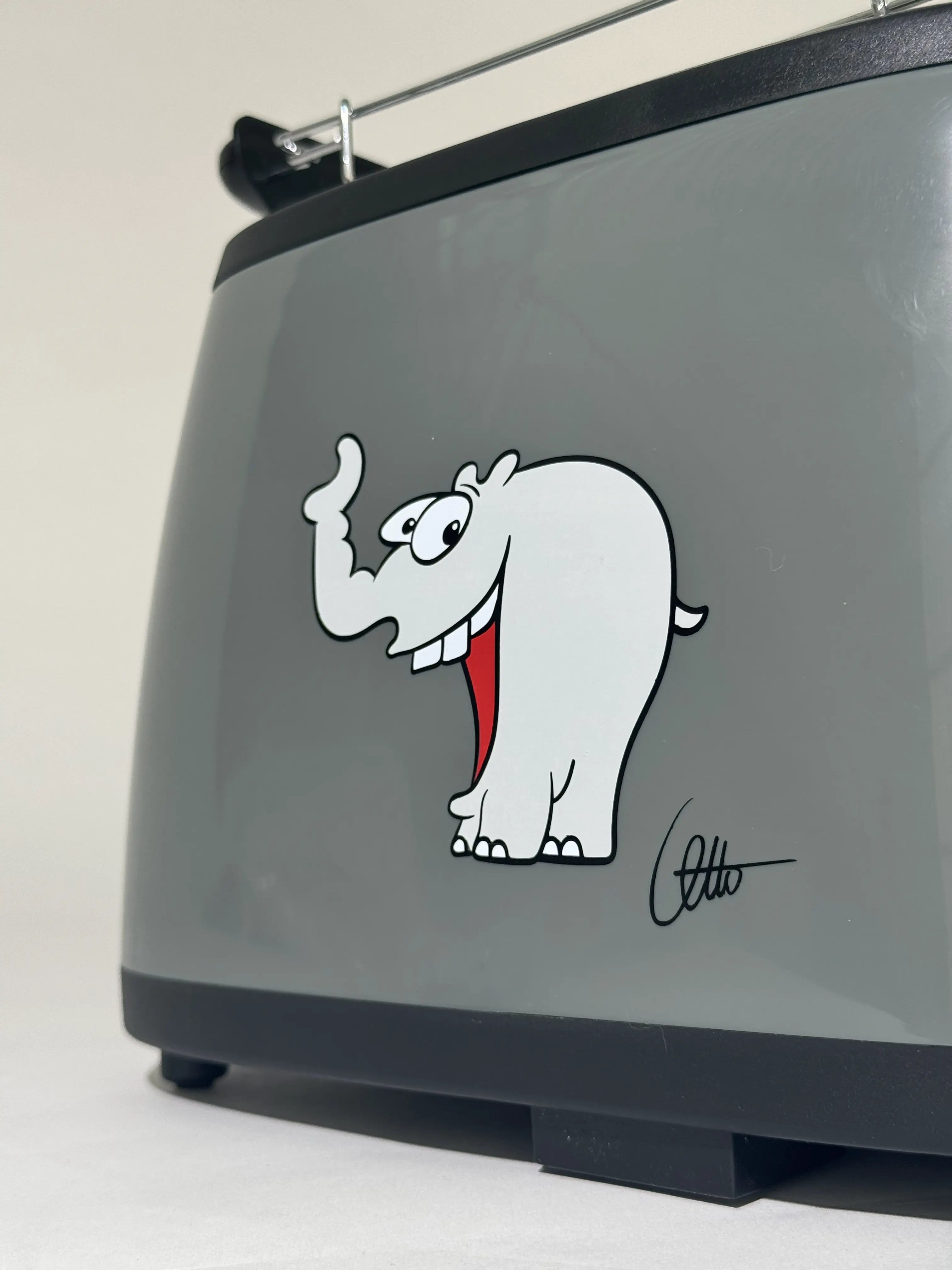 Ottifanten Toaster mit Otto Sound und Ottifant Röstplatte